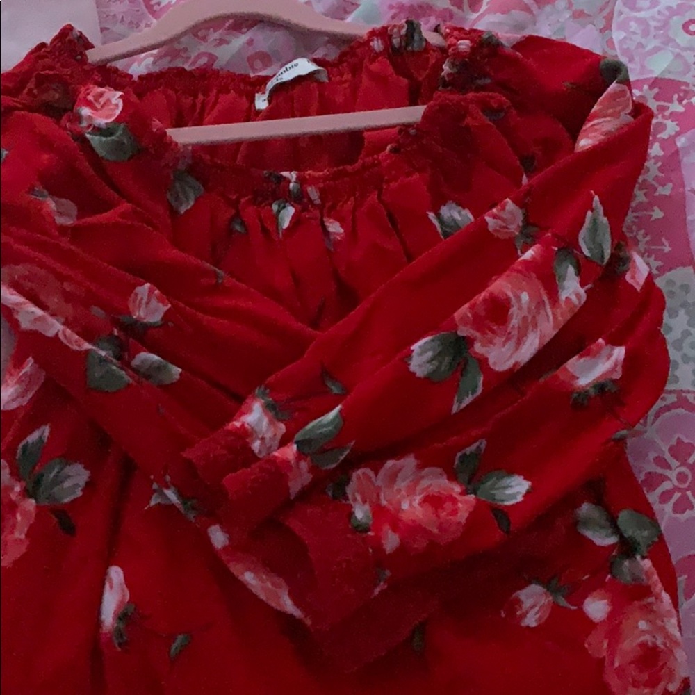 Cute Abercrombie Top!!